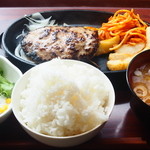 ファイヤーバーグ - 580円『ハンバーグセット150グラム』2015年10月吉日