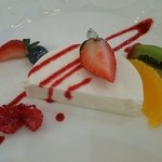 レストラン＆カフェ ラ・ヴィータ - ヨーグルトムース