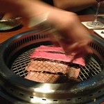 生粋 - 店員さんがすべて焼いてくれます