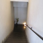 Uchi yama - 地下入り口への階段