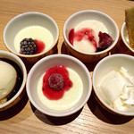 上々屋 - コーヒーゼリー、パンナコッタ、ベイクドチーズケーキ、杏仁豆腐、レアチーズケーキ