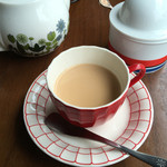 カメイノ食堂 - ジンジャーミルクティー