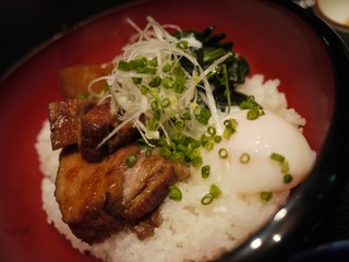 村民食堂 - 角煮丼