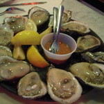 Acme Oyster House - 生牡蠣（１２個）