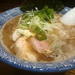 煮干し鶏白湯ソバ