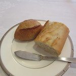 レストラン・サカキ - パン　焼き立て　アツアツ　◎