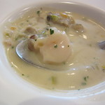 レストラン・サカキ - クラムチャウダー　ツブ貝　拡大写真