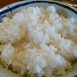 つやつやの釜炊きご飯。大盛りにしていただきました。