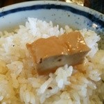 鰹乃国のめし家 萬や - 味のしゅんだ豆腐もおいしい。