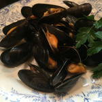 ビストロ アンカシェット - ムール貝の白ワイン煮