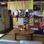 三勝屋 - 小上がりにはちゃぶ台が