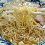 むさし - 2015年10月　麺持ち上げ