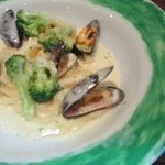 トラットリアビコローレヨコハマ - ムール貝のパスタ