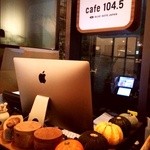 Cafe,Dining&Bar 104.5 - 