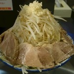 らーめん浜八道 - 醤油とんこつラーメン＋チャーシュー（ヤサイマシマシニンニクカラメ）