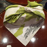 さ行 - 八寸は風呂敷に包まれて。