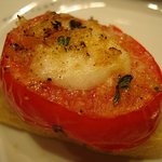Taberna Esquina - フルーツトマトの香草パン粉　チーズ焼き￥￥６００