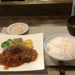 鉄板焼ステーキ隠岐 - ハンバーグ