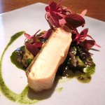 ル スプートニク - ランチコース 7128円 の大岩魚のポワレ 鮑のヴァプール 鮑の肝とハーブのソース 黒米のリゾット