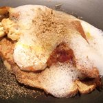 ル スプートニク - ランチコース 7128円 のフォアグラ、茸のクレープ、トリュフ、ポーチドエッグ、キノコアイス、キノコソテー