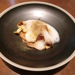 ル スプートニク - ランチコース 7128円 のフォアグラ、茸のクレープ、トリュフ、ポーチドエッグ、キノコアイス、キノコソテー