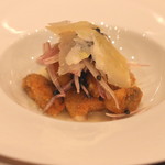 リストランテ エッフェ - 一皿目の軽い前菜　　仔牛の胸腺肉（リードヴォー）とモンサンミッシェルのムール貝のフリット(2015/09)