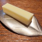 ル スプートニク - ランチコース 7128円 のバター