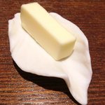 ル スプートニク - ランチコース 7128円 のバター