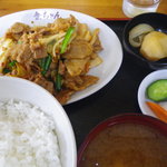 ラーメン・餃子・定食 金ちゃん - 豚キムチ定食６８０円