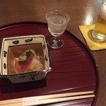 食楽 板垣 - 先付け  イチジクがちゃんと和になっていました。