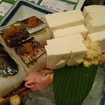 和食居酒屋 咲くら - ■壱岐豆腐のお造り　　　■炙り秋刀魚の押し寿司