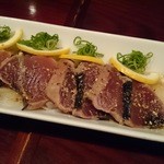 和食居酒屋 咲くら - ■鰹の塩タタキ　葱サラダの米酢ドレ仕立て