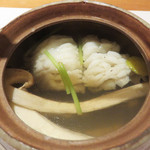 日本のお料理 稲垣 - 松茸と鱧の土瓶蒸し。