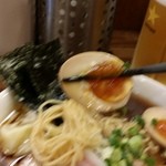 中華そば むら田 - 味玉は中とろりんちょで、旨~い♪
