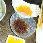 和浦酒場 - いくらの三種盛り  手前から醤油漬け、みそ漬け、塩漬け