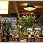 bistro BARNYARD - 