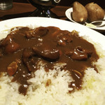 ガヴィアル - チキンカレー 中辛/大盛り/チーズ 1,900円