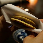 秋田牛鉄板焼 銀座五明 - 自家製どら焼き