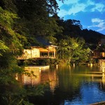 あさば - サロンから能舞台の眺め