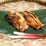 あさば - 名物穴子黒米ずし