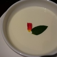 過門香 赤坂溜池山王店 - 杏仁豆腐