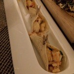 RAYA - ②ロブスタータコス・フラワートルティーヤ・ブラックビーンズピューレ・チリサルサ・アボカド20＄