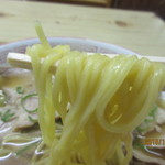 泉屋 - 麺、リフト！