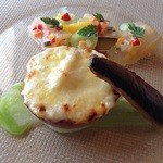 銀のフライパン - 林檎のグラタン・秋刀魚の燻製・魚介カルパッチョ