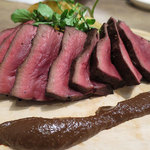 ワイン好きの肉バル 寓 - 