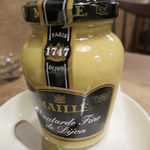 ワイン好きの肉バル 寓 - 