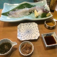 河太郎 中洲本店 - いか活き造り、いかの沖漬け、小鉢（もずく）