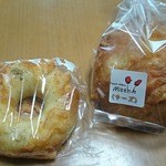 Present Bakery Mitten - チーズベーグル＆チーズパン