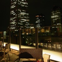 キッチン 大宮 MARK IS みなとみらい店 - テラス席2014年10月8日みなとみらい　洋食　夜景　ワイン
                キッチン 大宮 MARK IS みなとみらい店