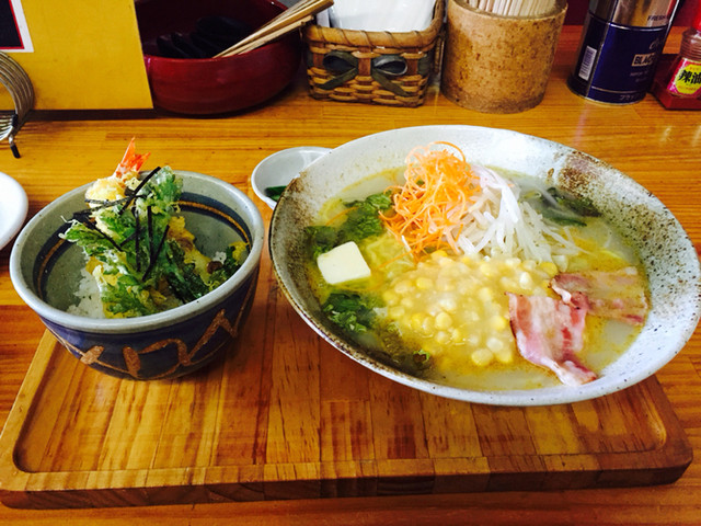 めんどん 鼎 ラーメン 食べログ めんどん 鼎 ラーメン 食べログ